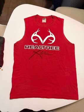 Realtree Red Sleeveless Logo Tank with White Graphic